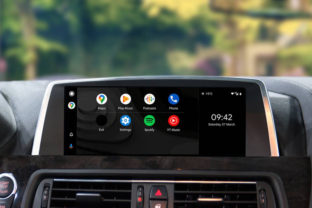 Google Claims Android Auto Will Become Safer and Smarter After Update